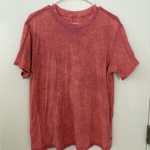 Women’s Lululemon t shirt
